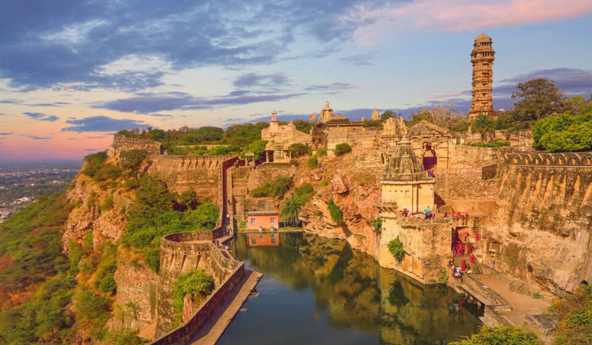 Chittorgarh Fort A epic tale of love, courage and Sacrifices All about History In 2023