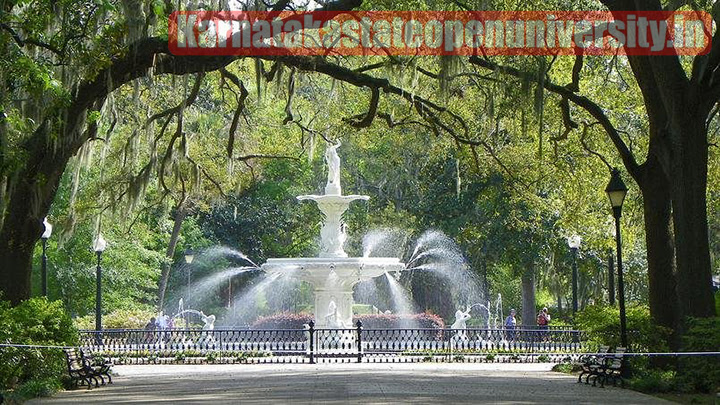 Best Palaces to visit during the Savannah Vacation 2023 According to Travel Expert