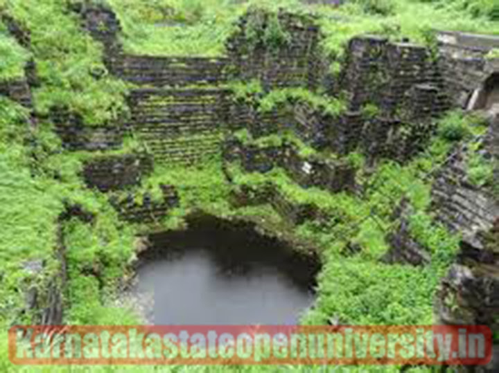 Daulatabad Fort Maharashtra, History, Timing, Images All you need to know In 2023