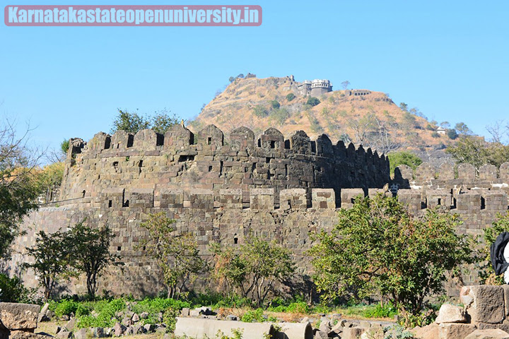 Daulatabad Fort Maharashtra, History, Timing, Images All you need to know In 2023